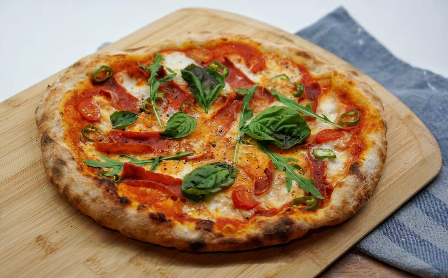 Margherita pizza with fresh mozzarella