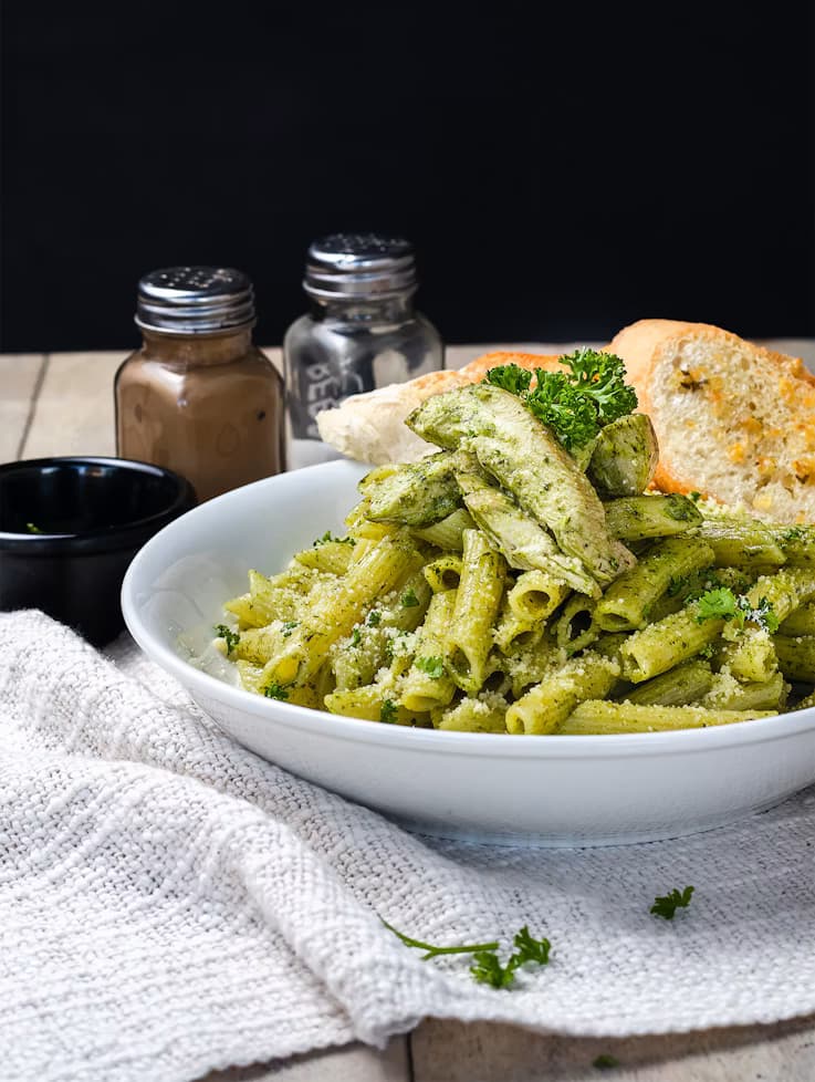 Pasta with fresh basil pesto